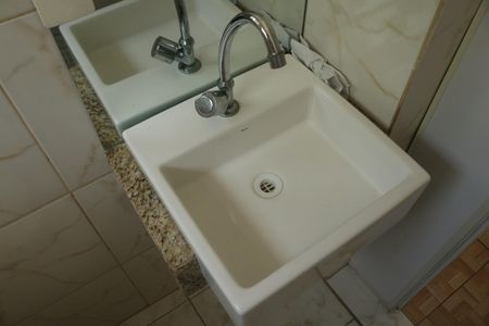 Casa à venda com 506m², 2 quartos e 6 vagasBanheiro 1