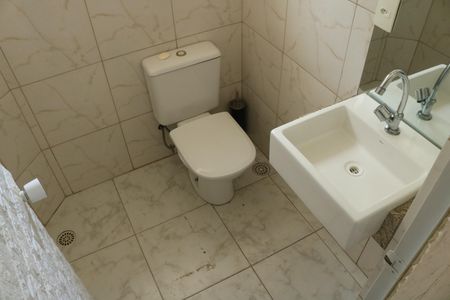 Casa à venda com 506m², 2 quartos e 6 vagasBanheiro 1