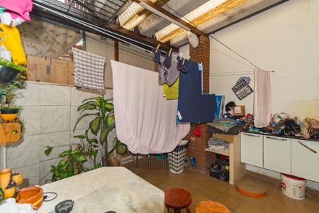 Casa de condomínio à venda com 90m², 3 quartos e 1 vagaÁrea de Serviço