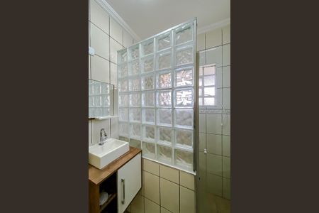 Casa para alugar com 70m², 2 quartos e sem vagaBanheiro