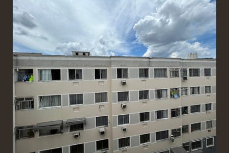 Vista do Quarto 1 de apartamento para alugar com 2 quartos, 46m² em Barros Filho, Rio de Janeiro