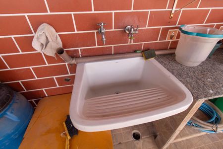 Casa à venda com 350m², 4 quartos e 2 vagas Casa à venda com 350m², 4 quartos e 2 vagasÁrea comum