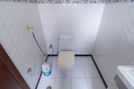 Casa à venda com 350m², 4 quartos e 2 vagas Casa à venda com 350m², 4 quartos e 2 vagasBanheiro da Suíte 4