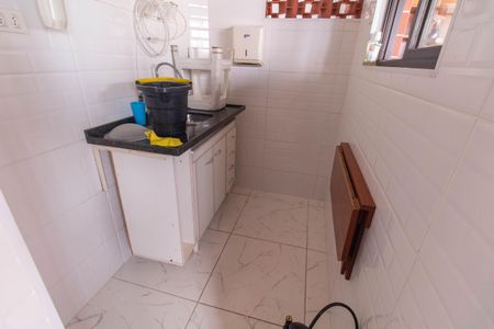 Casa à venda com 350m², 4 quartos e 2 vagas Casa à venda com 350m², 4 quartos e 2 vagasÁrea comum