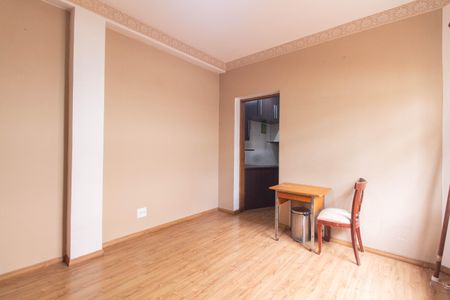 Casa à venda com 350m², 4 quartos e 2 vagas Casa à venda com 350m², 4 quartos e 2 vagasSuíte 3