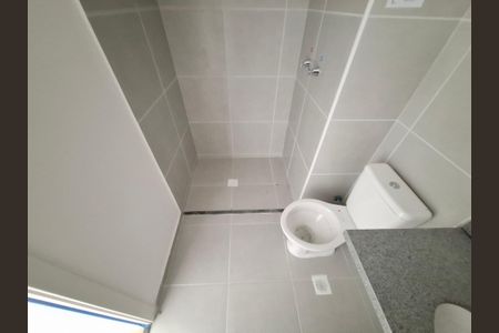 Banheiro  de apartamento para alugar com 1 quarto, 30m² em Centro, Rio de Janeiro