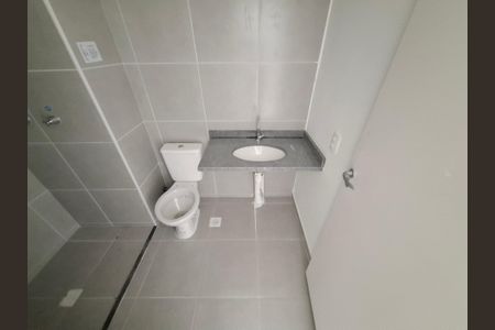 Banheiro  de apartamento para alugar com 1 quarto, 30m² em Centro, Rio de Janeiro