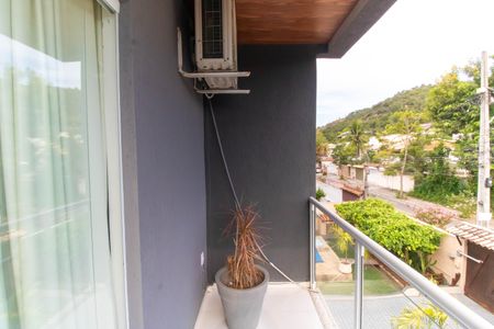 Casa à venda com 120m², 3 quartos e 2 vagasVaranda da Suíte 1