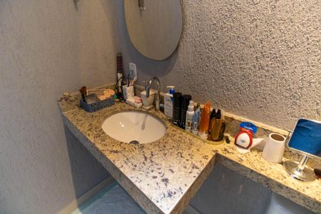 Casa à venda com 120m², 3 quartos e 2 vagasLavabo