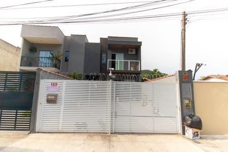 Casa à venda com 120m², 3 quartos e 2 vagasFachada