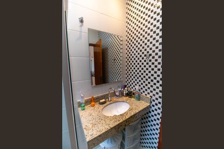 Casa à venda com 120m², 3 quartos e 2 vagasBanheiro da Suíte 3