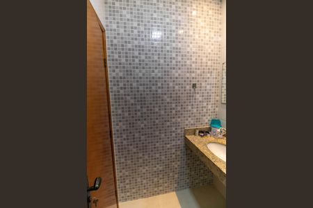 Casa à venda com 120m², 3 quartos e 2 vagasBanheiro da Suíte 2