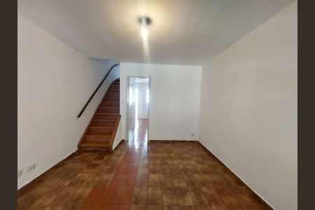 Casa para alugar com 66m², 2 quartos e 1 vagaSala