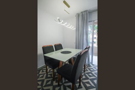 Apartamento para alugar com 73m², 2 quartos e 1 vagaSala