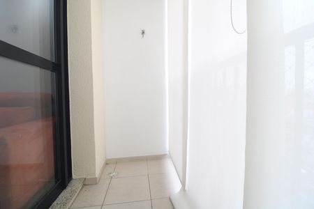 Apartamento para alugar com 50m², 2 quartos e 1 vagaSacada