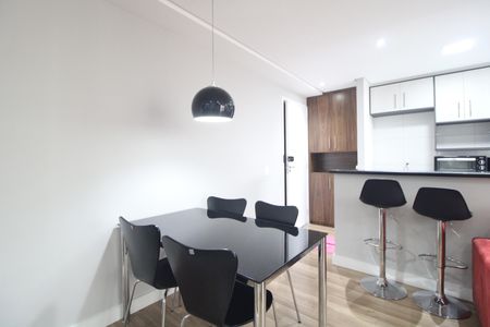 Sala de apartamento para alugar com 2 quartos, 50m² em Jardim Umuarama, São Paulo