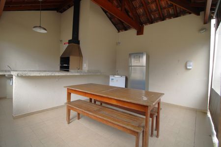 Apartamento para alugar com 50m², 2 quartos e 1 vagaÁrea comum - Churrasqueira