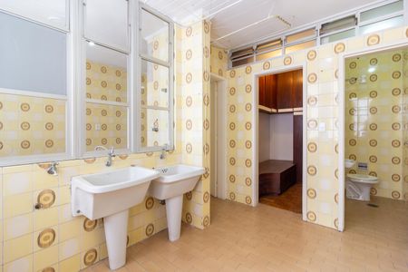 Apartamento à venda com 106m², 2 quartos e 1 vagaÁrea de Serviço