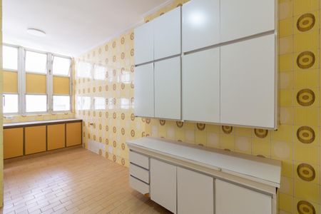Apartamento à venda com 106m², 2 quartos e 1 vagaCozinha