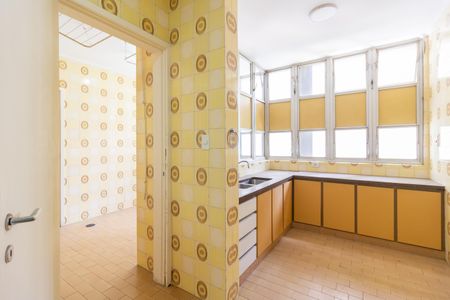 Apartamento à venda com 106m², 2 quartos e 1 vagaCozinha