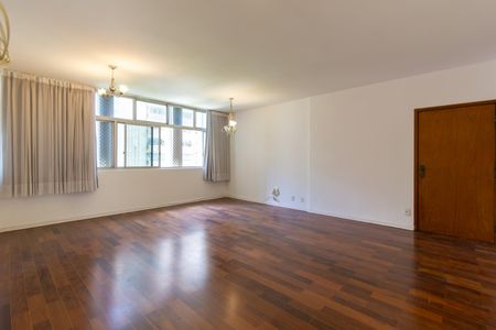 Apartamento à venda com 106m², 2 quartos e 1 vagaSala