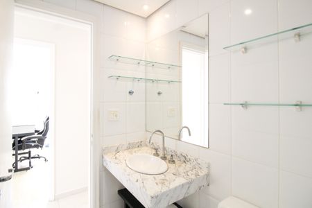 Apartamento para alugar com 80m², 3 quartos e 2 vagasBanheiro Social