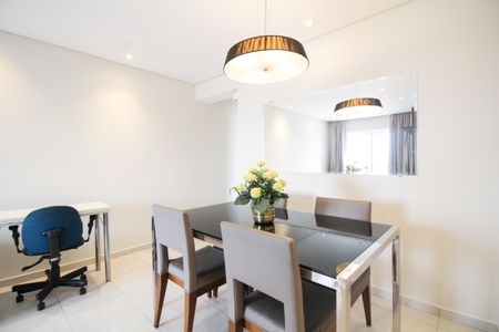 Apartamento para alugar com 80m², 3 quartos e 2 vagasSala