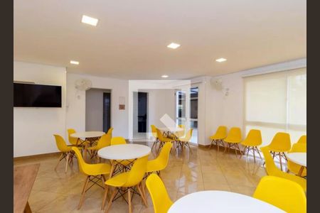 Apartamento para alugar com 80m², 3 quartos e 2 vagasÁrea comum - Salão de festas