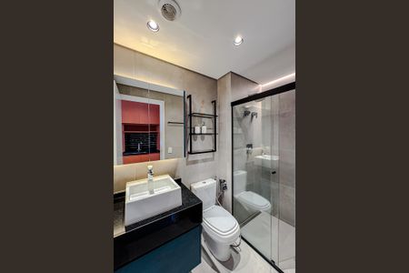 Banheiro de kitnet/studio para alugar com 1 quarto, 26m² em Vila Regente Feijó, São Paulo