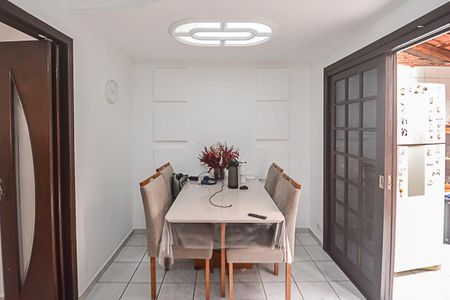 Casa de condomínio para alugar com 107m², 3 quartos e 2 vagas Casa de condomínio para alugar com 107m², 3 quartos e 2 vagasCozinha