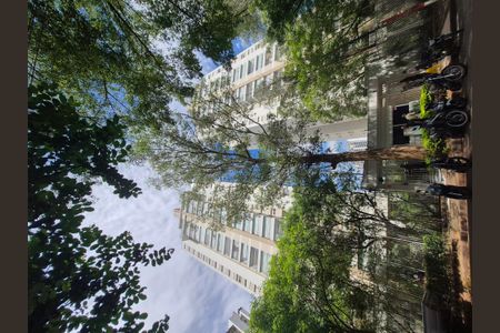 Apartamento para alugar com 107m², 3 quartos e 2 vagasFachada