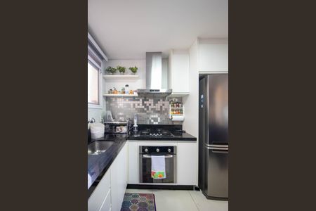 Apartamento para alugar com 107m², 3 quartos e 2 vagasCozinha