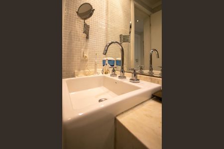 Apartamento para alugar com 107m², 3 quartos e 2 vagasBanheiro