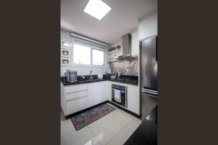 Apartamento para alugar com 107m², 3 quartos e 2 vagasCozinha