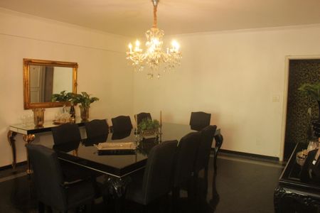 Apartamento para alugar com 230m², 3 quartos e 2 vagasSala