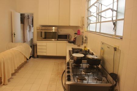 Apartamento para alugar com 230m², 3 quartos e 2 vagasCozinha e Área de Serviço