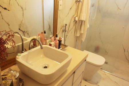 Apartamento para alugar com 230m², 3 quartos e 2 vagasBanheiro da Suíte 3