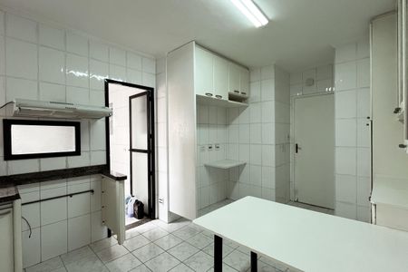 Apartamento para alugar com 127m², 3 quartos e 2 vagasCozinha
