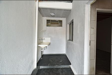 Casa para alugar com 80m², 1 quarto e 1 vagaÁrea de Serviço