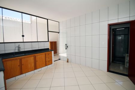 Casa para alugar com 90m², 2 quartos e 1 vagaCozinha