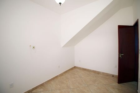 Casa para alugar com 90m², 2 quartos e 1 vagaQuarto 1