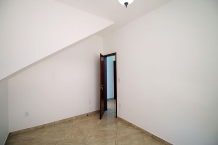 Casa para alugar com 2 quartos, 90m² em Penha, Rio de Janeiro