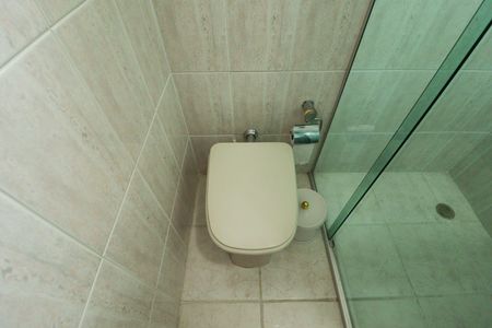 Apartamento para alugar com 168m², 3 quartos e 3 vagas Apartamento para alugar com 168m², 3 quartos e 3 vagasBanheiro Social