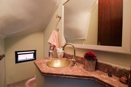 Apartamento para alugar com 168m², 3 quartos e 3 vagas Apartamento para alugar com 168m², 3 quartos e 3 vagasLavabo