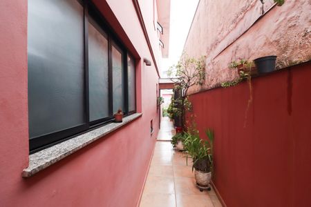 Apartamento para alugar com 168m², 3 quartos e 3 vagas Apartamento para alugar com 168m², 3 quartos e 3 vagasCorredor Lateral