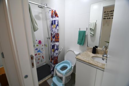Apartamento à venda com 56m², 2 quartos e 1 vagaBanheiro Social