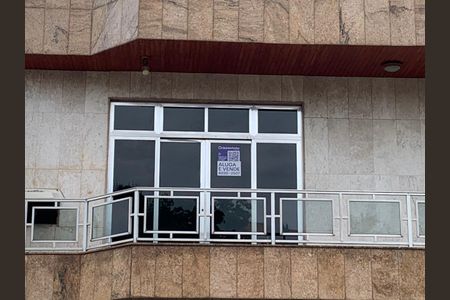 Casa para alugar com 500m², 3 quartos e 5 vagasPlaca