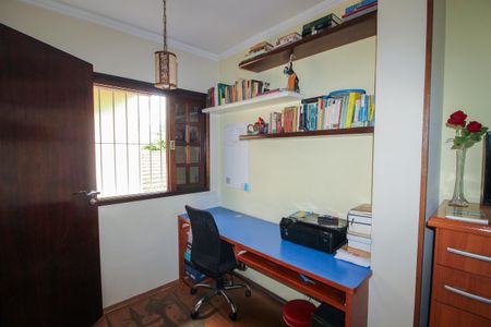 Casa para alugar com 190m², 3 quartos e 2 vagasQuarto 1