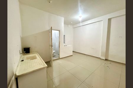 Cozinha de kitnet/studio para alugar com 1 quarto, 40m² em Jardim Eusonia, Guarulhos