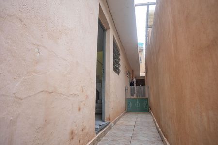 Casa para alugar com 55m², 2 quartos e sem vaga Casa para alugar com 55m², 2 quartos e sem vagaEntrada